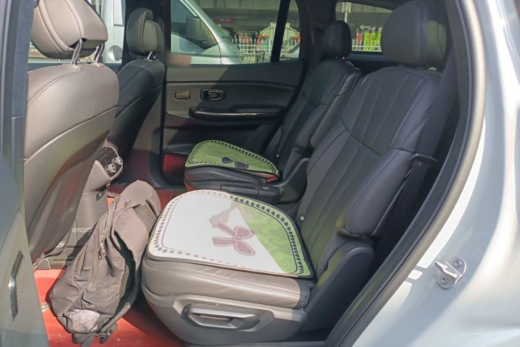 Used Nio ES8 2020 415 km Range 6-Seater Version Left Rear Seat