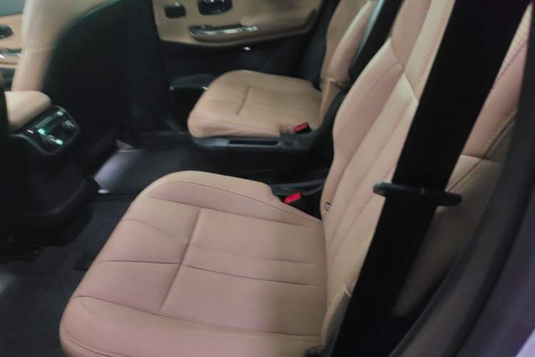 Used Nio ES8 2020 415 km Range 6-Seater Version Left Rear Seat