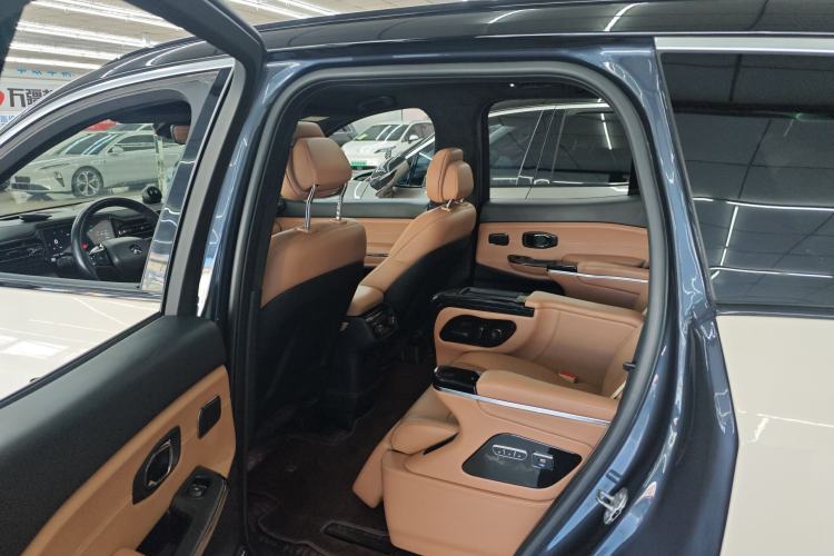 Used Nio ES8 2020 415 km Signature Edition 6-Seater Version Left Rear Seat