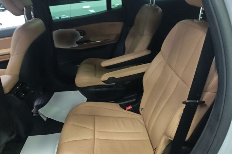 Used Nio ES8 2020 415 km Range 6-Seater Version Left Rear Seat