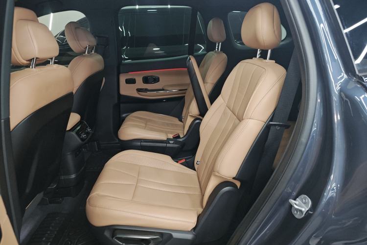 Used Nio ES8 2020 415 km Range 6-Seater Version Left Rear Seat
