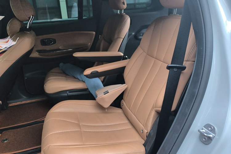 Used Nio ES8 2020 580 km Range Six-Seater Version Left Rear Seat