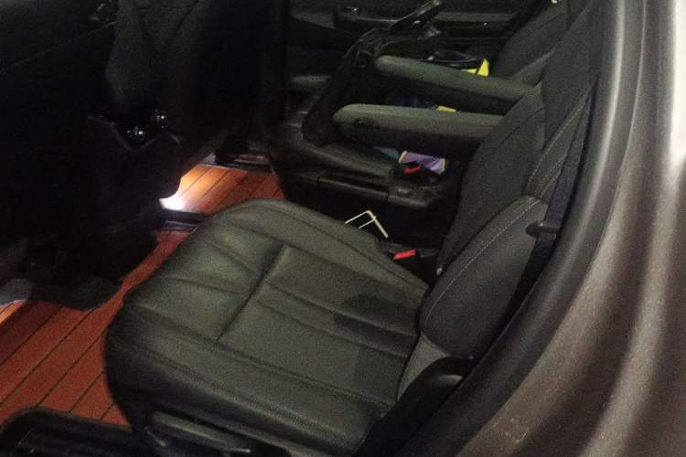 Used Nio ES8 2020 415 km Signature Edition 6-Seater Version Left Rear Seat