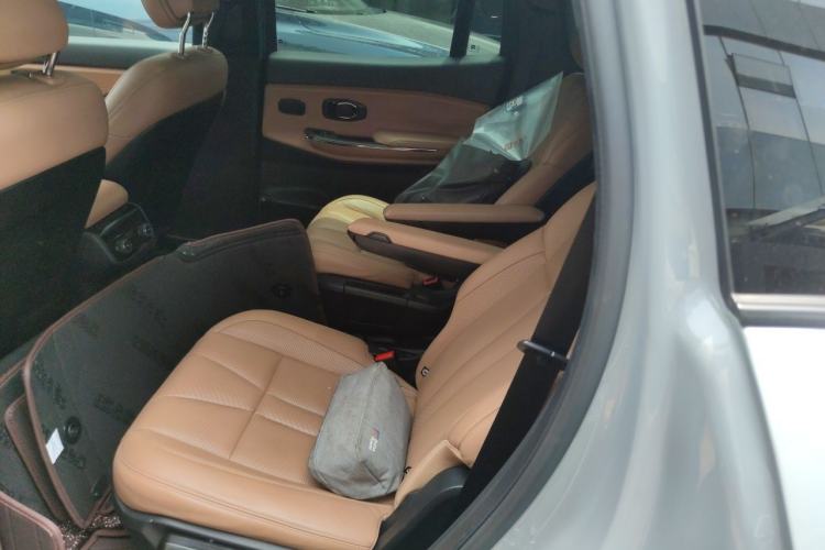 Used Nio ES8 2020 415 km Range 6-Seater Version Left Rear Seat