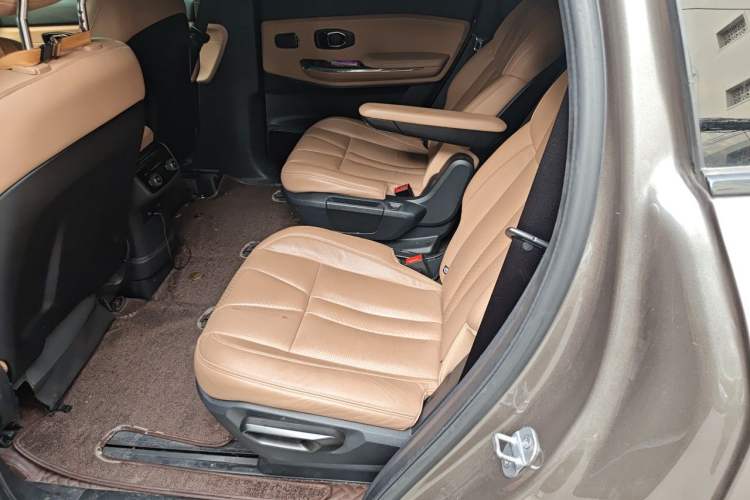 Used Nio ES8 2020 415 km Range 6-Seater Version Left Rear Seat