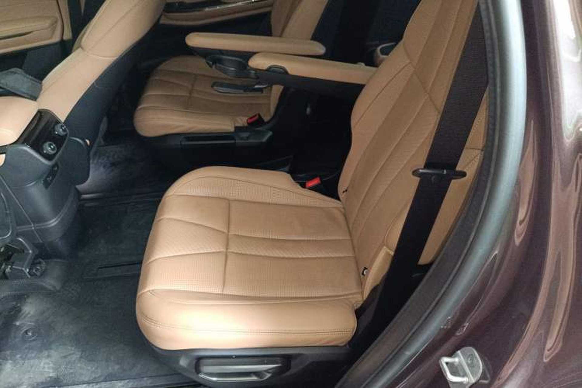 Used Nio ES8 2020 415 km Signature Edition 6-Seater Version Left Rear Seat