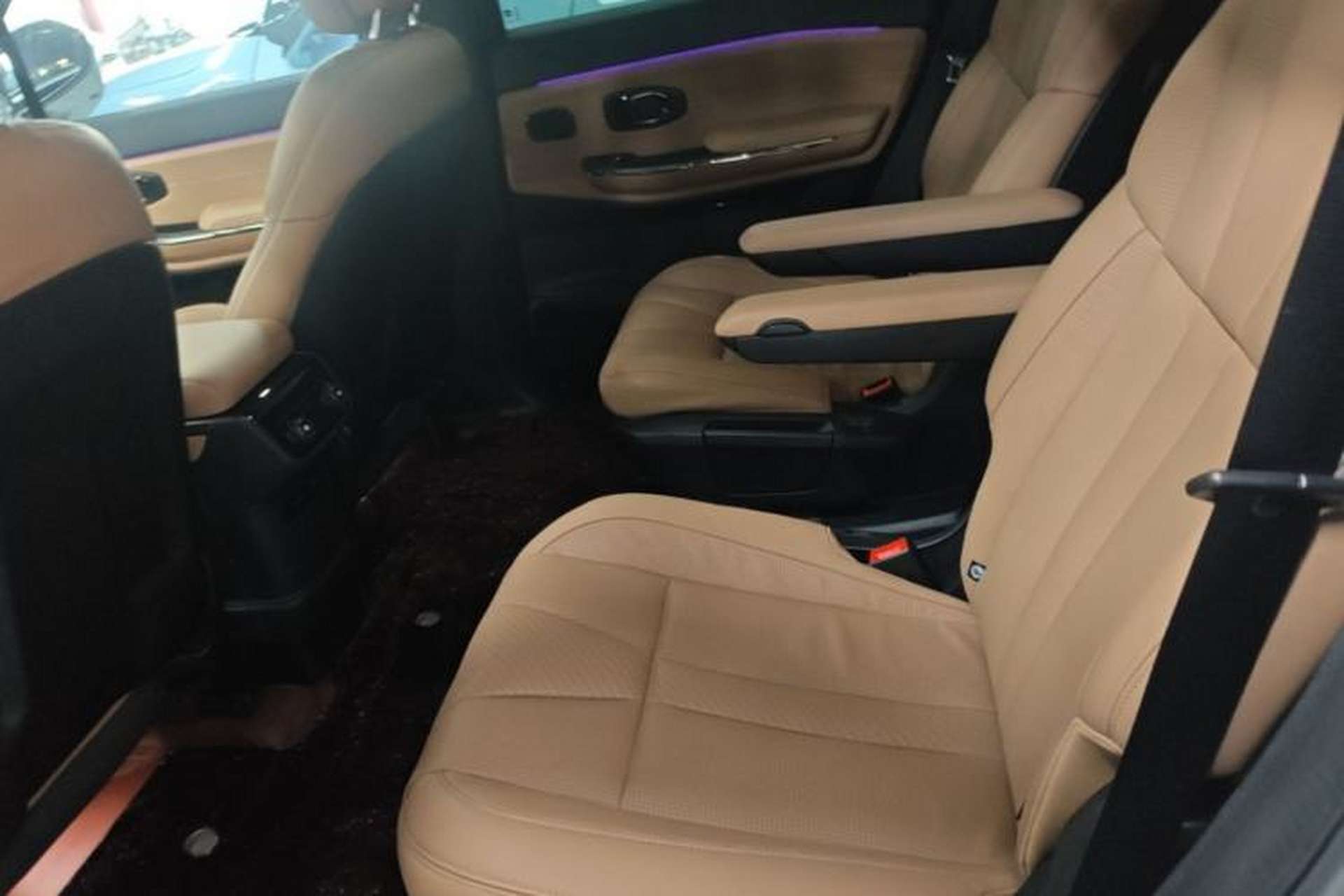 Used Nio ES8 2020 415 km Range 6-Seater Version Left Rear Seat