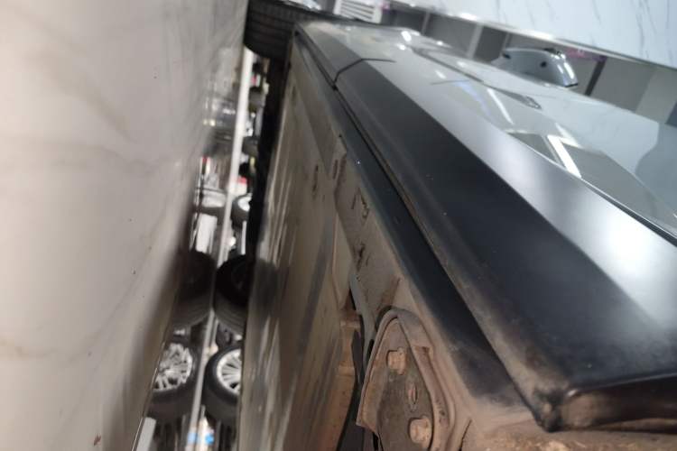Used Nio ES8 2020 415 km Range 6-Seater Version Left Side Sill