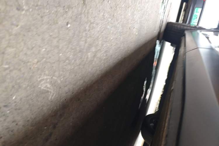 Used Nio ES8 2020 580 km Range Six-Seater Version Left Side Sill