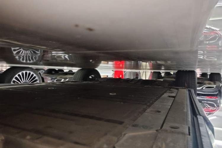 Used Nio ES8 2020 580 km Range 7-Seater Version Left Side Sill