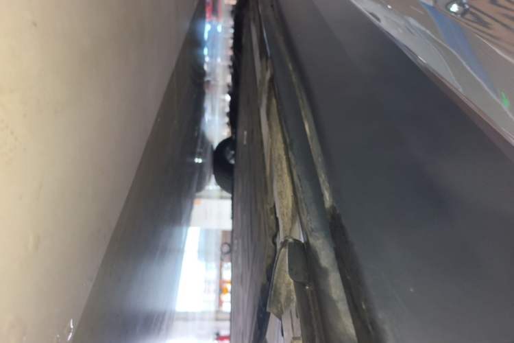 Used Nio ES8 2020 580 km Range Signature Edition Six-Seater Version Left Side Sill