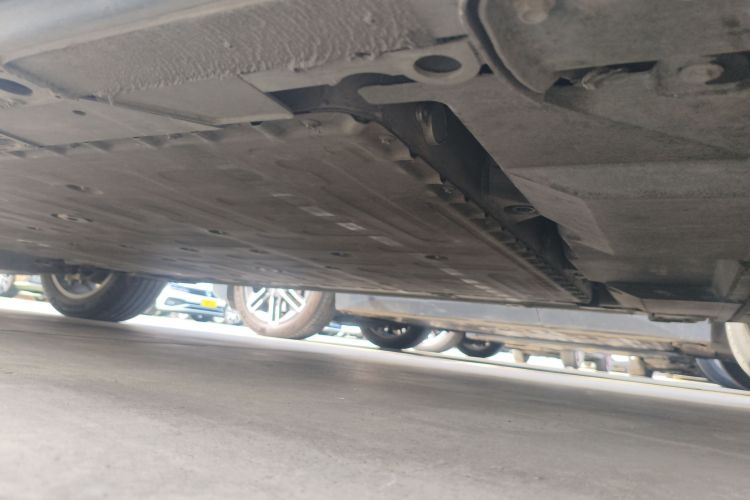 Used Nio ES8 2020 580 km Range Six-Seater Version Left Side Sill