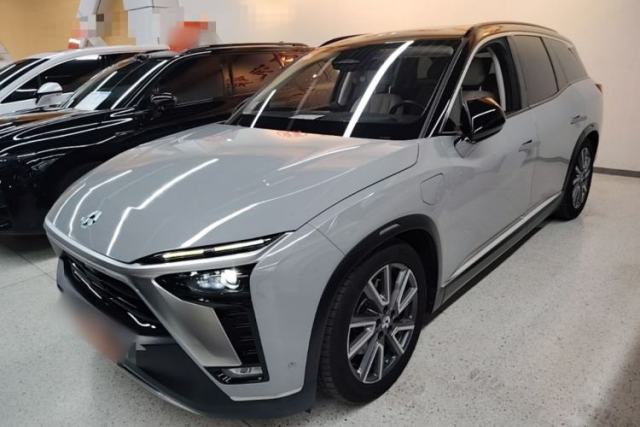 Ojetý Nio ES8 2020 485 km Signature Edition Six-Seater Version