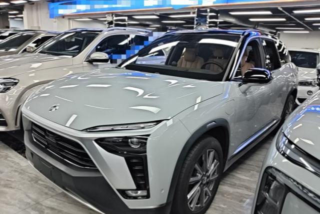 Used Nio ES8 2020 580 km Signature Edition 7-Seater Version