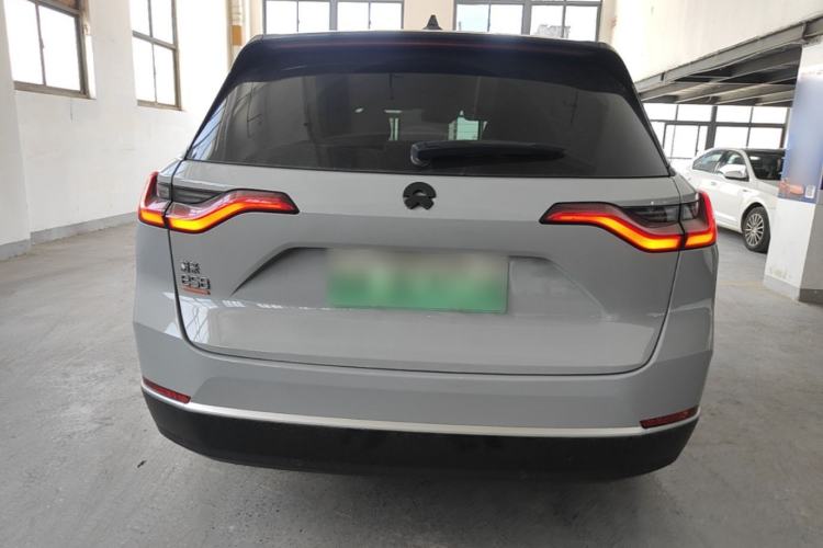 Used Nio ES8 2020 415 km Range 6-Seater Version Rear
