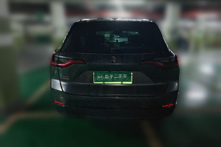 Used Nio ES8 2020 415 km Range 6-Seater Version Rear