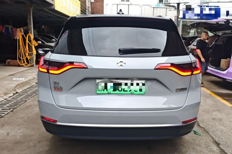 Used Nio ES8 2020 580 km Range Six-Seater Version Rear