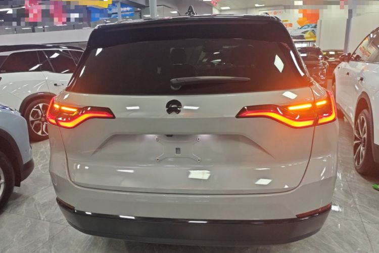Used Nio ES8 2020 415 km Range 6-Seater Version Rear