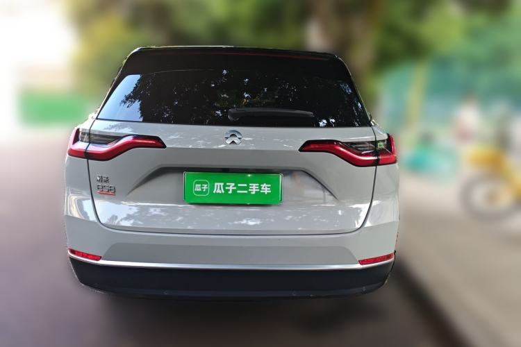 Used Nio ES8 2020 415 km Range 6-Seater Version Rear