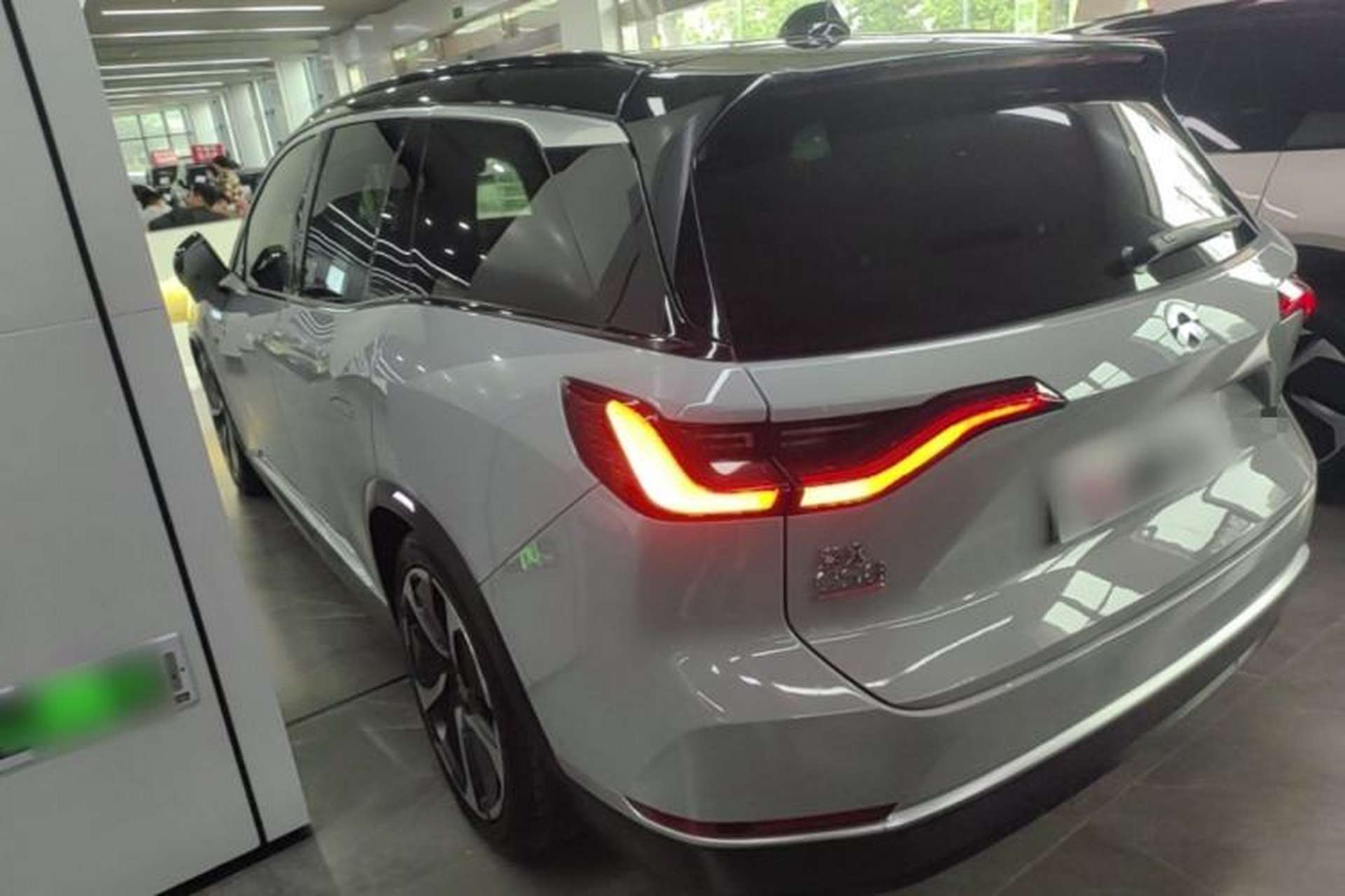 Used Nio ES8 2020 415 km Range 6-Seater Version Rear Left 45 Deg