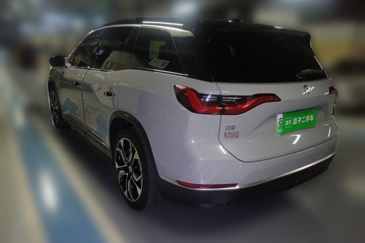 Used Nio ES8 2020 580 km Range Signature Edition Six-Seater Version Rear Left 45 Deg