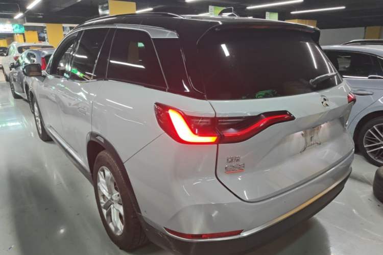Used Nio ES8 2020 415 km Range 6-Seater Version Rear Left 45 Deg