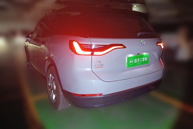 Used Nio ES8 2020 415 km Range 6-Seater Version Rear Left 45 Deg
