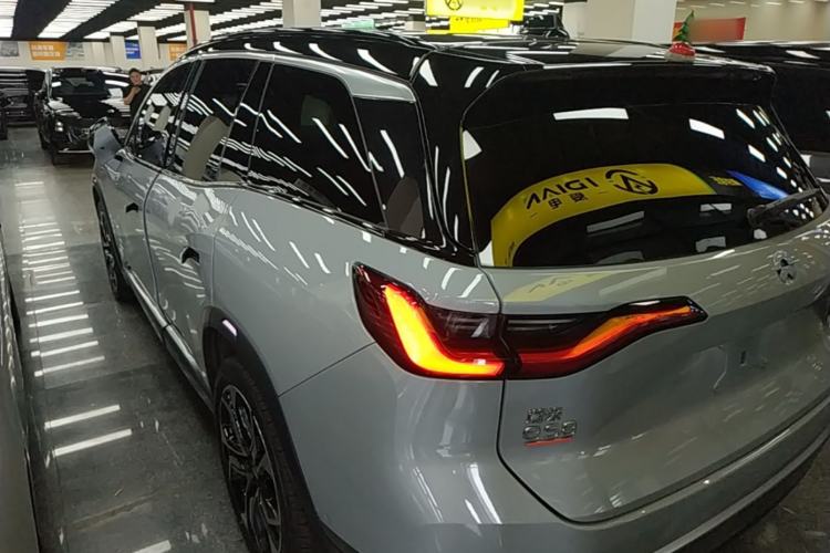 Used Nio ES8 2020 415 km Signature Edition 6-Seater Version Rear Left 45 Deg
