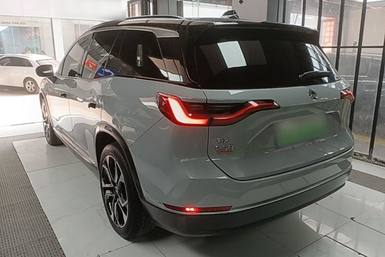 Used Nio ES8 2020 415 km Signature Edition 6-Seater Version Rear Left 45 Deg