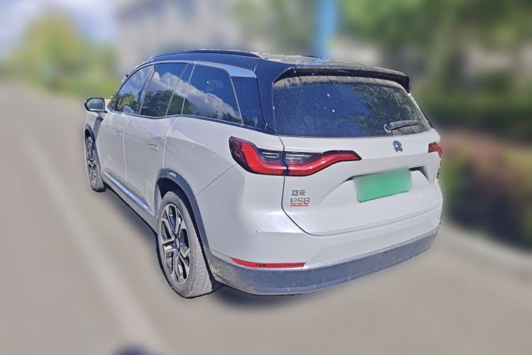 Used Nio ES8 2020 580 km Range Signature Edition Six-Seater Version Rear Left 45 Deg
