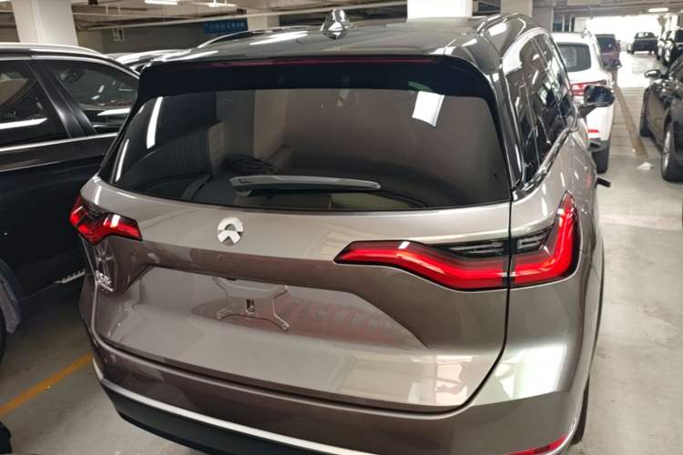 Used Nio ES8 2020 415 km Range 6-Seater Version Rear
