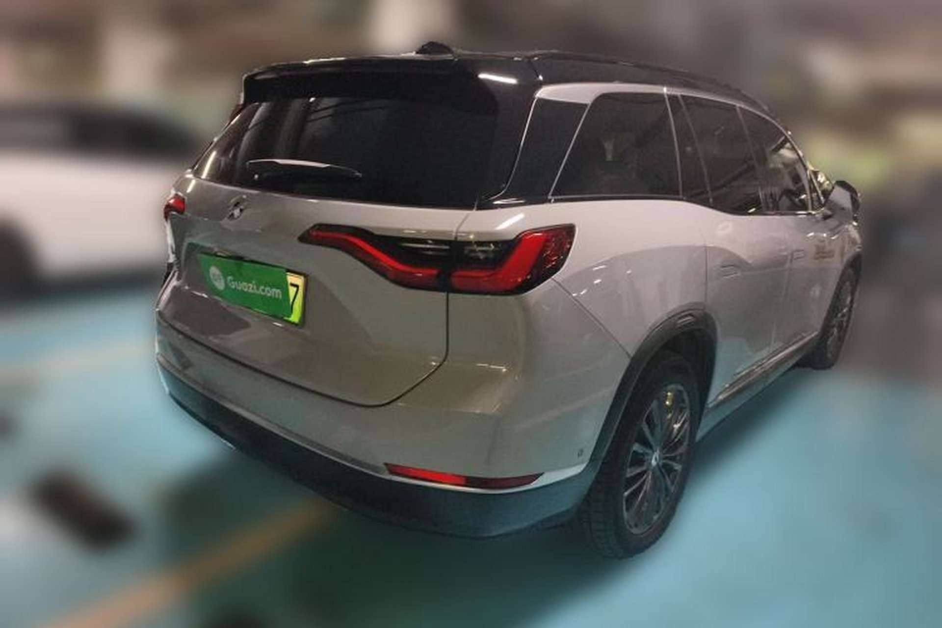 Used Nio ES8 2020 580 km Range Signature Edition Six-Seater Version Rear Right 45 Deg