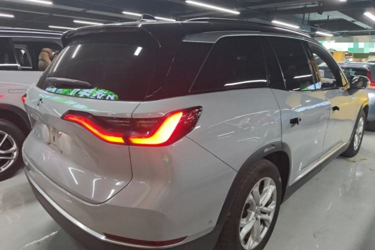 Used Nio ES8 2020 415 km Range 6-Seater Version Rear Right 45 Deg