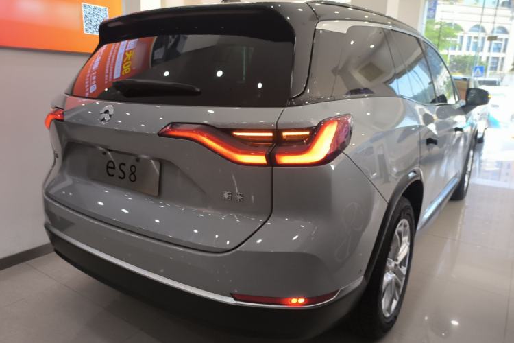 Used Nio ES8 2020 415 km Range 7-Seater Version Rear Right 45 Deg