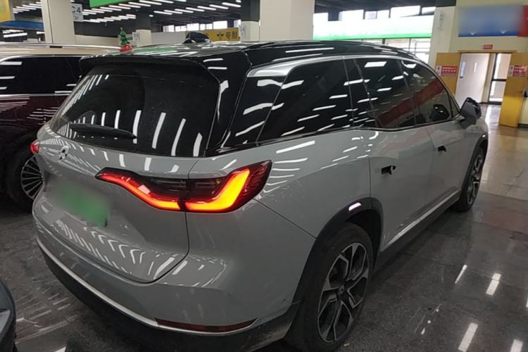 Used Nio ES8 2020 415 KM Signature Edition 7-Seater Version Rear Right 45 Deg