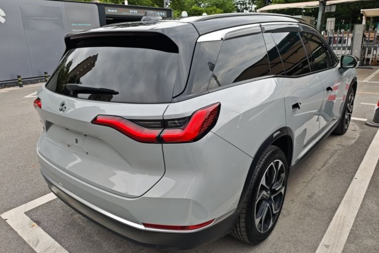 Used Nio ES8 2020 415 km Signature Edition 6-Seater Version Rear Right 45 Deg