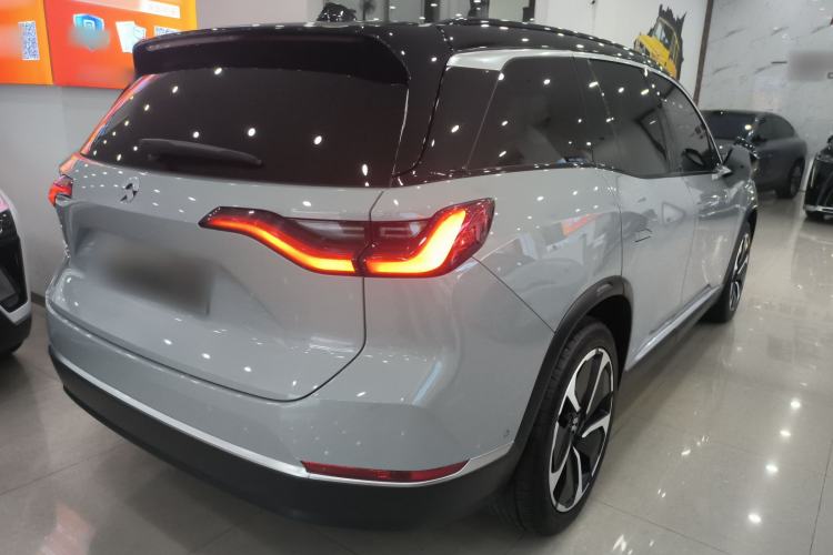 Used Nio ES8 2020 580 km Signature Edition 7-Seater Version Rear Right 45 Deg