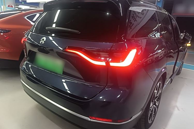 Used Nio ES8 2020 580 km Range Signature Edition Six-Seater Version Rear Right 45 Deg