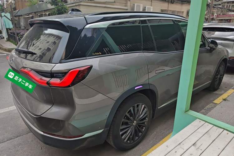 Used Nio ES8 2020 415 km Range 6-Seater Version Rear Right 45 Deg