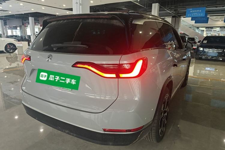 Used Nio ES8 2020 415 km Signature Edition 6-Seater Version Rear Right 45 Deg