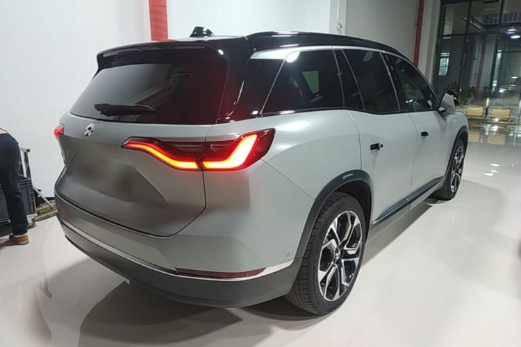 Used Nio ES8 2020 415 km Signature Edition 6-Seater Version Rear Right 45 Deg