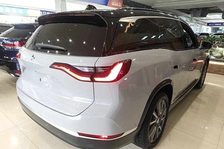 Used Nio ES8 2020 580 km Range Six-Seater Version Rear Right 45 Deg
