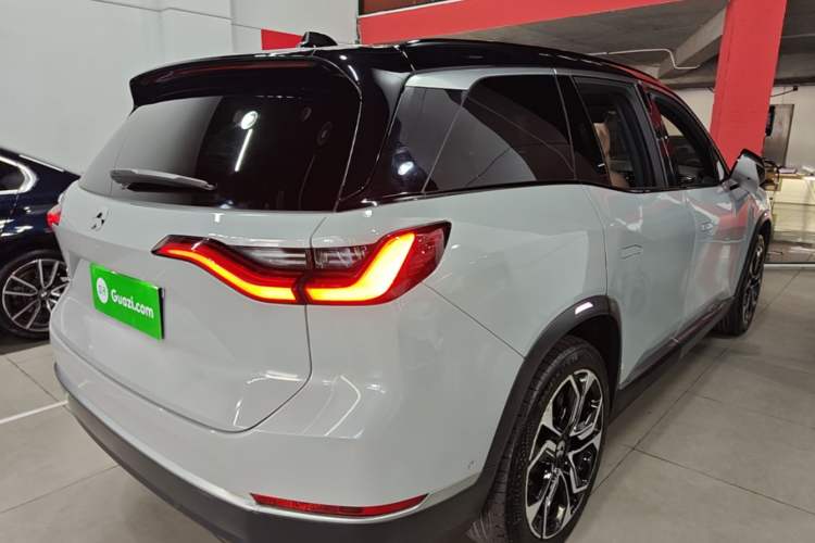Used Nio ES8 2020 580 km Range Six-Seater Version Rear Right 45 Deg