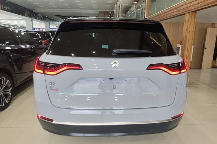 Used Nio ES8 2020 580 km Range Six-Seater Version Rear