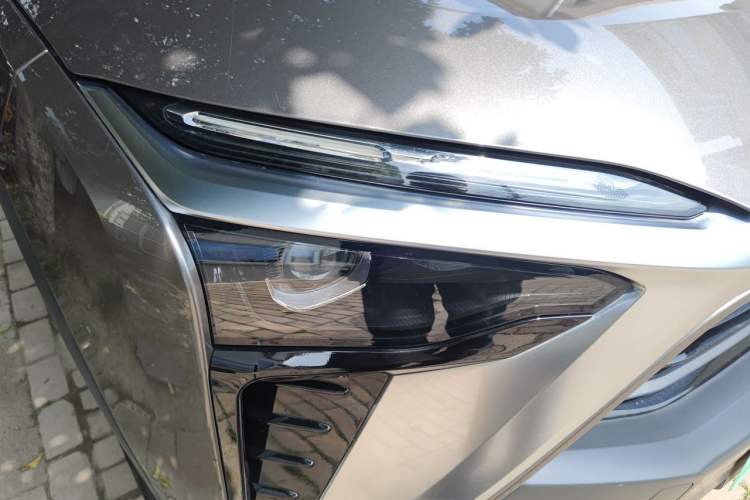 Used Nio ES8 2020 415 km Range 7-Seater Version Right Front Headlight