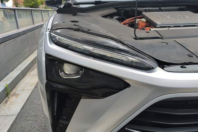 Used Nio ES8 2020 580 km Range Six-Seater Version Right Front Headlight
