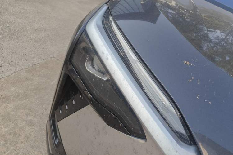 Used Nio ES8 2020 415 km Signature Edition 6-Seater Version Right Front Headlight