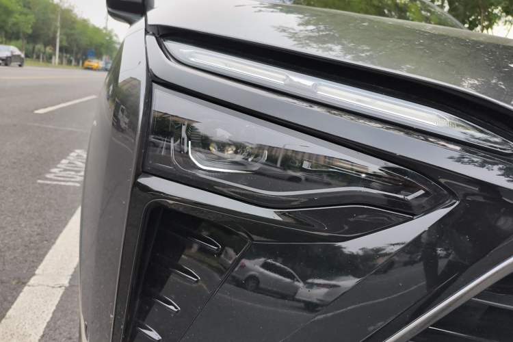 Used Nio ES8 2020 580 km Range Six-Seater Version Right Front Headlight
