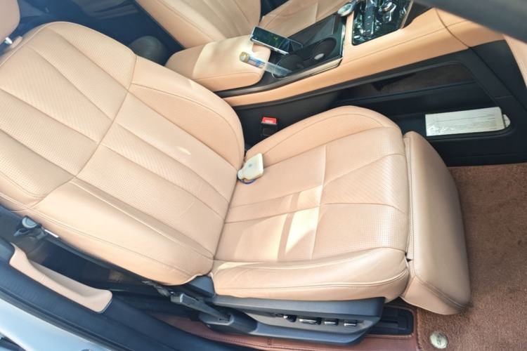 Used Nio ES8 2020 580 km Range Six-Seater Version Right Front Seat