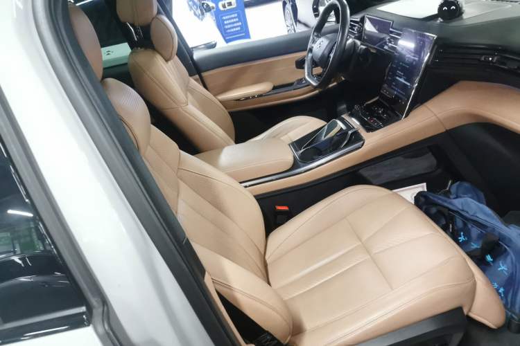 Used Nio ES8 2020 580 km Range Six-Seater Version Right Front Seat